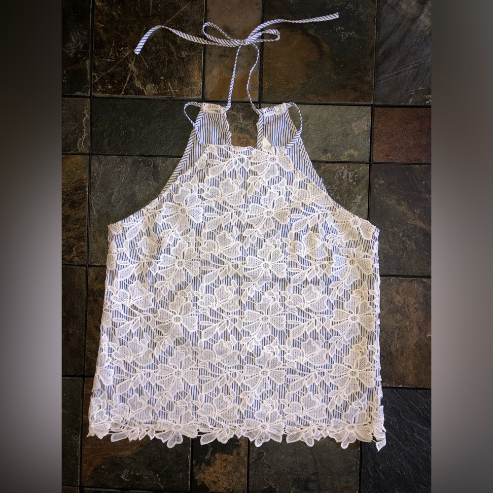 Adiva Summer Sleeveless Floral Lace Layered Blue Pinstripe Top Ladies M EUC